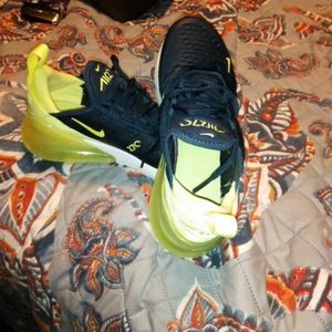 Nike Air Max 270
